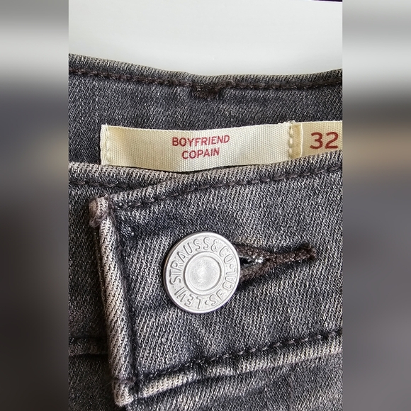 Levi's Stellar Stretch Mid Rise Boyfriend Relaxed Charcoal Grey Taper Jeans 32 - Picture 11 of 11